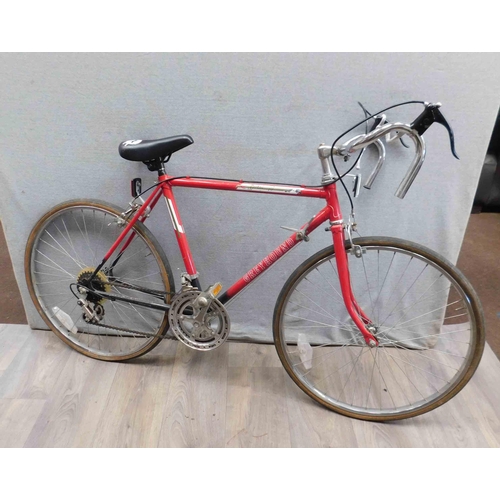 608 - Vintage Spirit 10 Greyhound racing bike