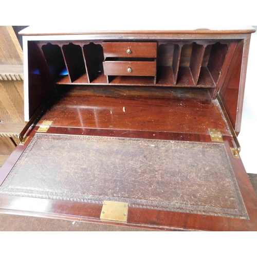 627 - Vintage mahogany drop fronted writing bureau