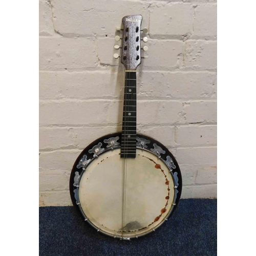 43 - Vintage Dallas banjo - requires attention