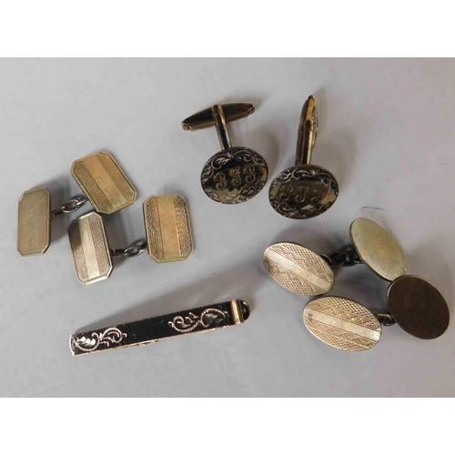 149 - Sterling silver - vintage cuff links & tie clip