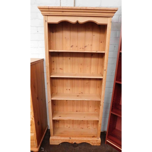 531a - Solid pine bookcase with adjustable shelving