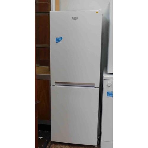 546 - Beko fridge freezer in working order