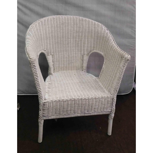 549 - Wicker chair