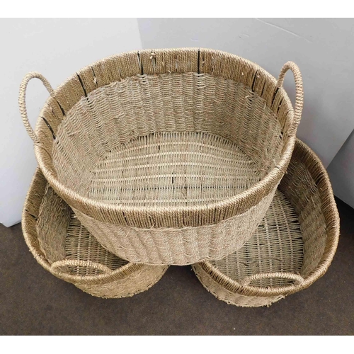 575 - 3x Large seagrass woven baskets - 17