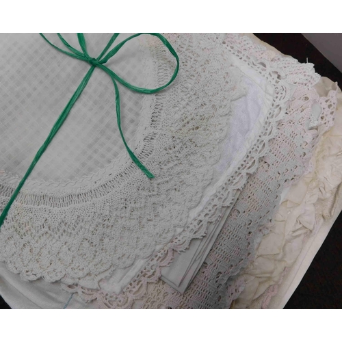 592 - Collection of linen, tatting crochet and lacework