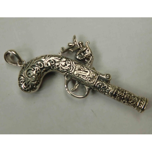 125 - Silver - flintlock whistle