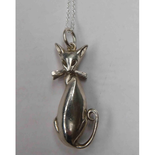 127 - Silver cat pendant on silver chain