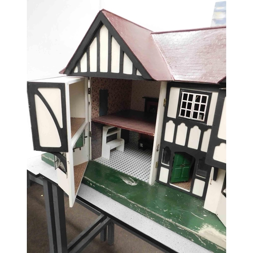 266 - Vintage dolls house - approx 47x25