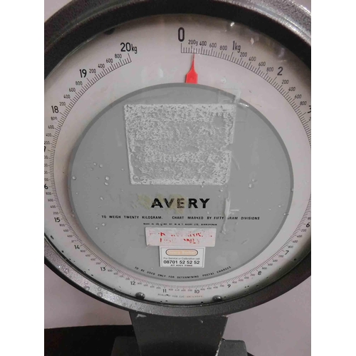 546 - Avery industrial scales