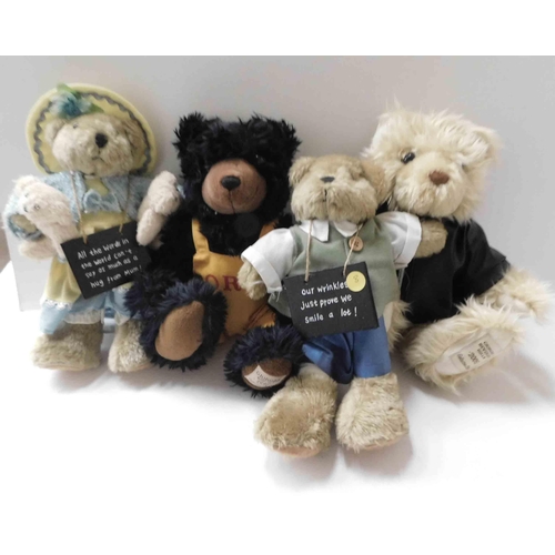 574 - Selection of teddies