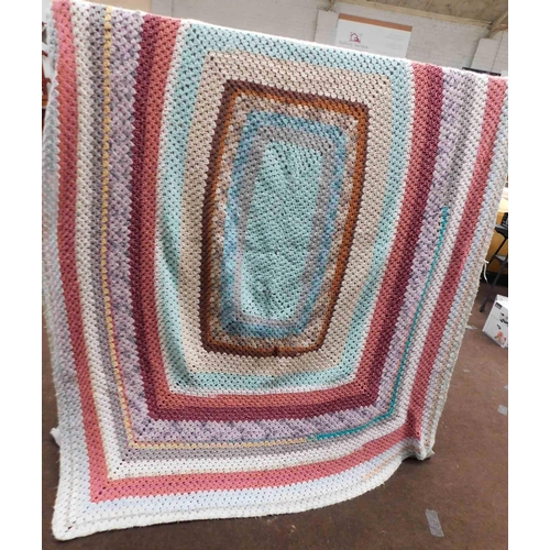 600 - Crochet blanket