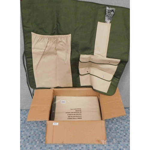 607 - Box of wrap bags with scissors