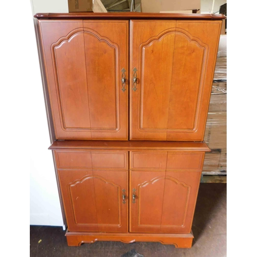 618 - Double fronted PC cabinet with hinged doors