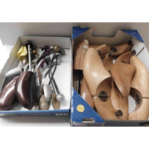 62 - Mixed - shoe trees