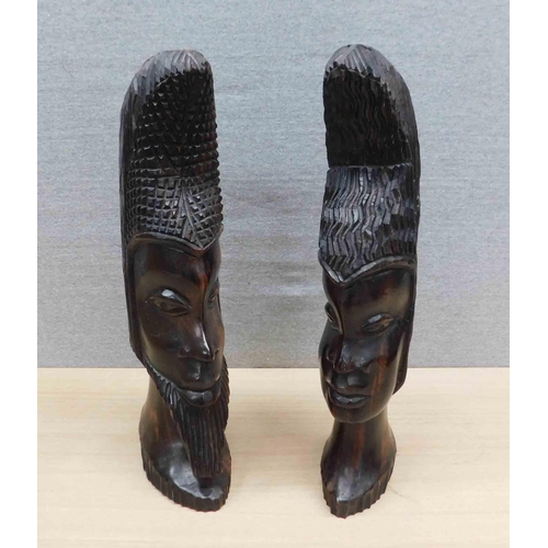 649 - 2x Wooden African heads