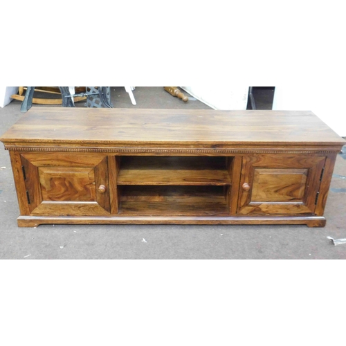 665 - Solid contemporary low sideboard