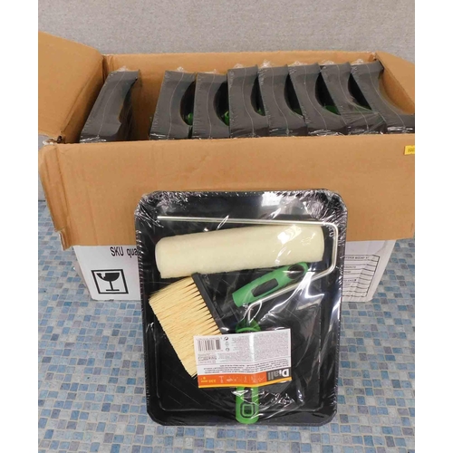 692 - Box of paint tray, roller and brush sets