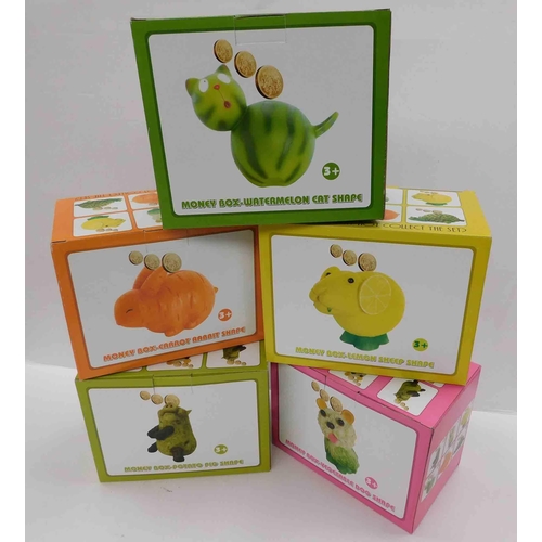 818 - 5x Mixed fruit/animal money boxes