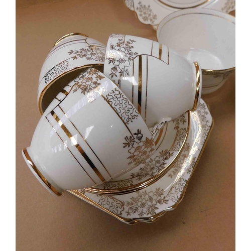 153 - TF&S Golden Dawn Ltd sandwich set x6