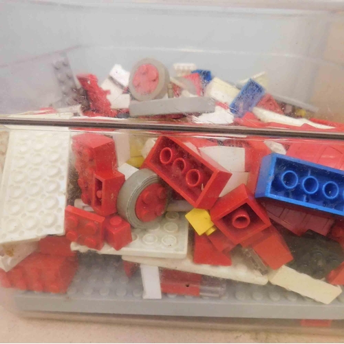 5 - Vintage - Lego blocks & pieces