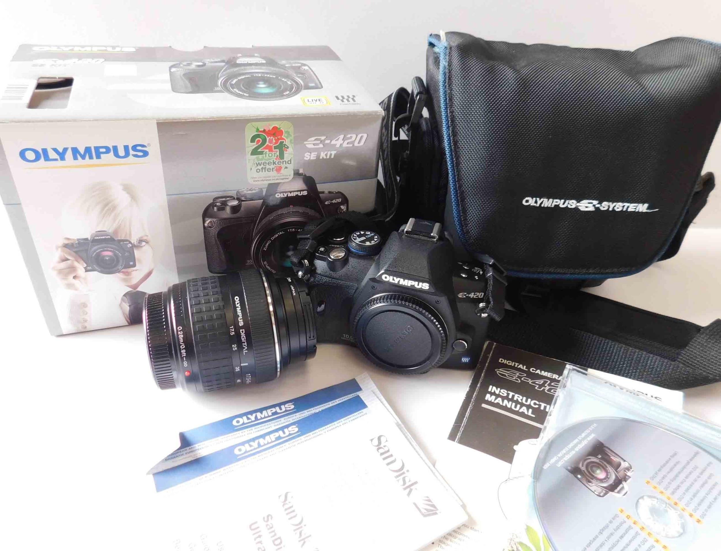 Olympus E420 SE kit with lens and further lens plus carry case