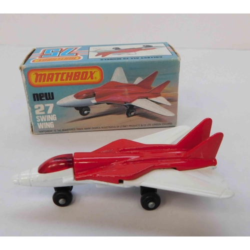 152 - Matchbox - 27 Swing Wing