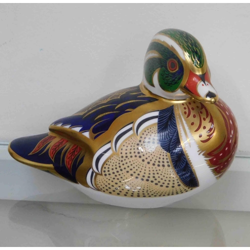 261 - Royal Crown Derby - Carolina duck with gold stopper