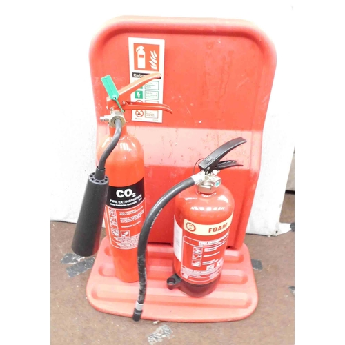 534 - CO2 & foam fire extinguishers & stand-unchecked