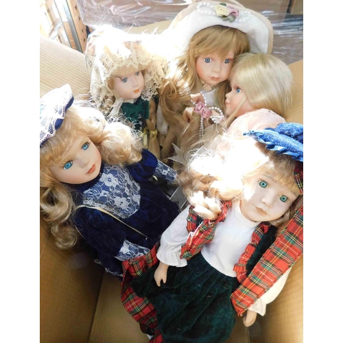 567 - 5x Vintage dolls