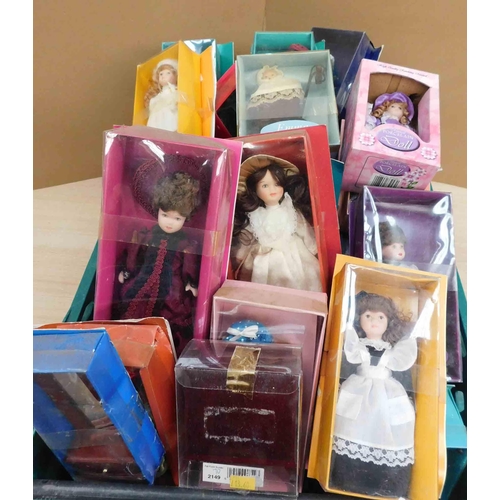 584 - Large collection of boxed dolls