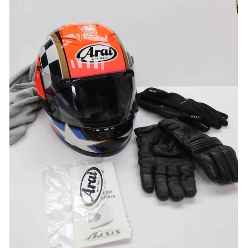 640 - Arai helmet + liner (display only) + 2 pairs of gloves