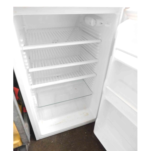 759 - Fridgemaster undercounter fridge w/o