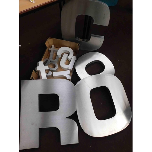 764 - Metal letters - various sizes