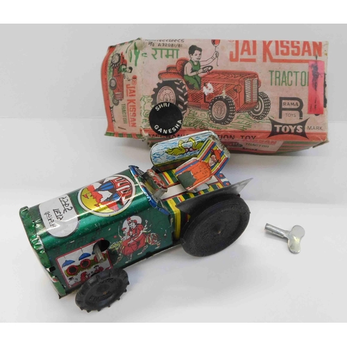 21 - Vintage - Jai Kissan India, tinplate clockwork tractor with key