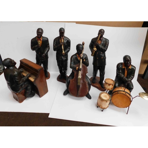 25 - Willard NY - Six piece resin band
Figure height 15.5