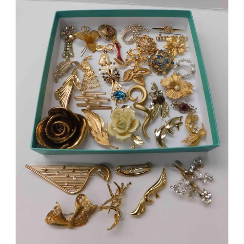 270 - Thirty five - costume jewellery brooches