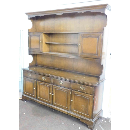 536A - Large oak dresser (4 drawers/cupboards)