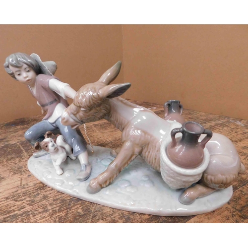 207 - Figural Lladro group - approx. 10