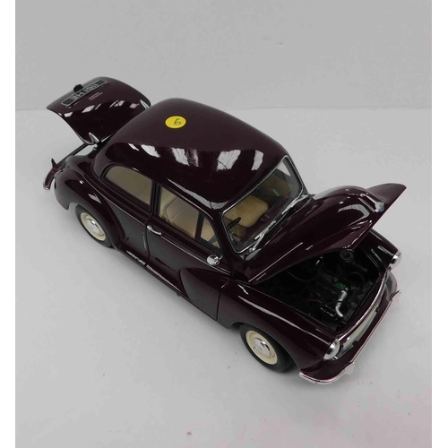 21 - Morris Minor Model Minichamps - very good condition...