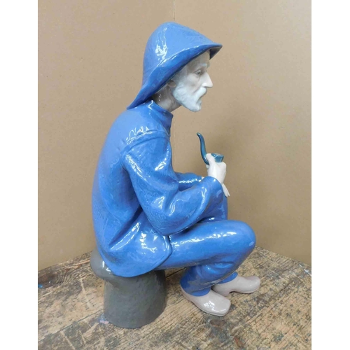 260 - Nao large sailor figurine - 15 1/2