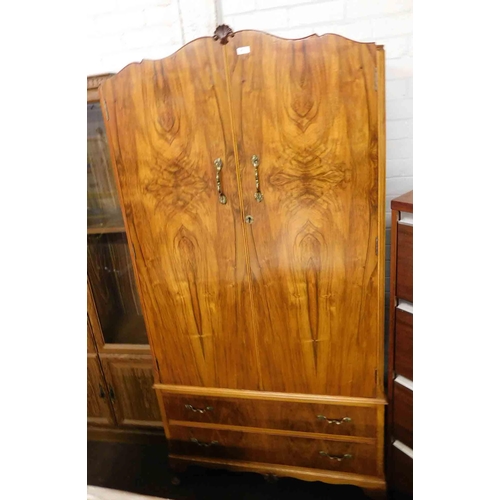 541 - Vintage wardrobe with drawer section