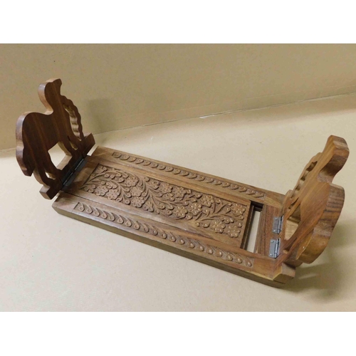 70 - Wooden book-slide with carved animal ends