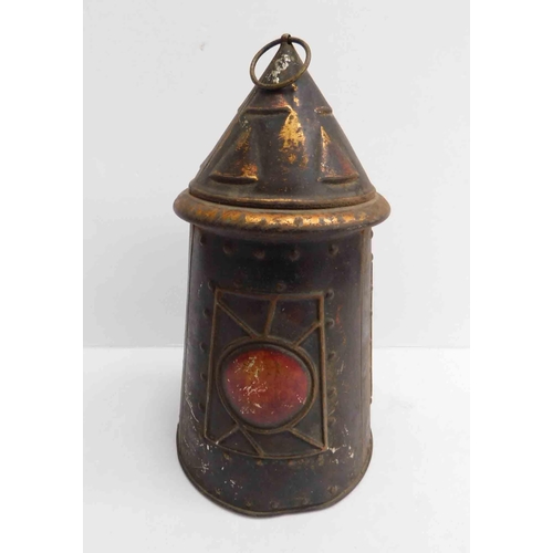 13 - Huntley & Palmers - 1921 biscuit lantern tin