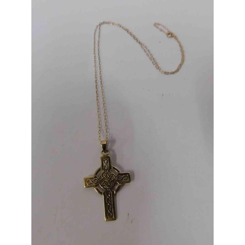 279 - 9ct gold - chain & Celtic cross pendant - approximate combined weight 1.5g