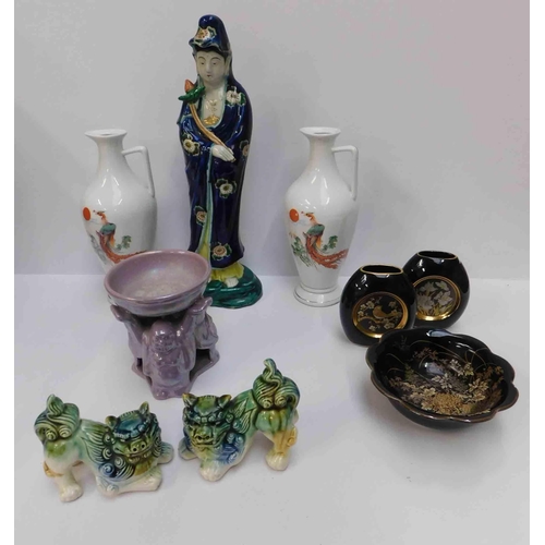 282 - Oriental style ceramics