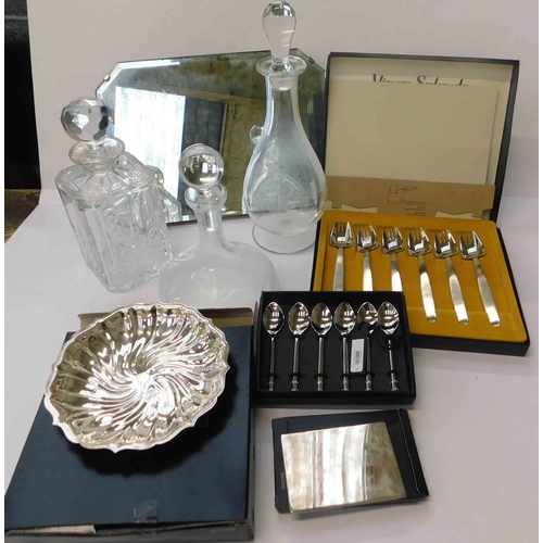 40 - Mixed items including - boxed cutlery, silver plate & decanters