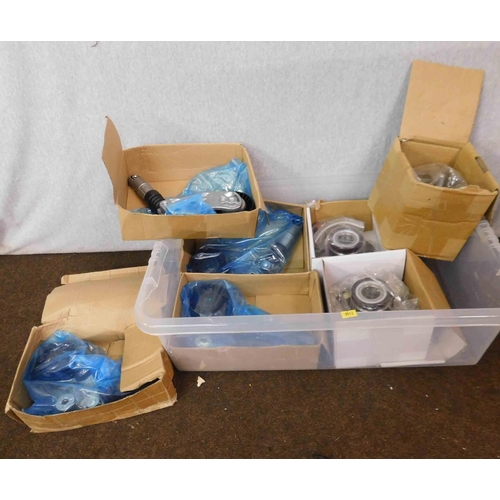 507 - Mixed car parts incl. wheel hubs, belt tensioners - all brand new and boxed, model no. on boxes