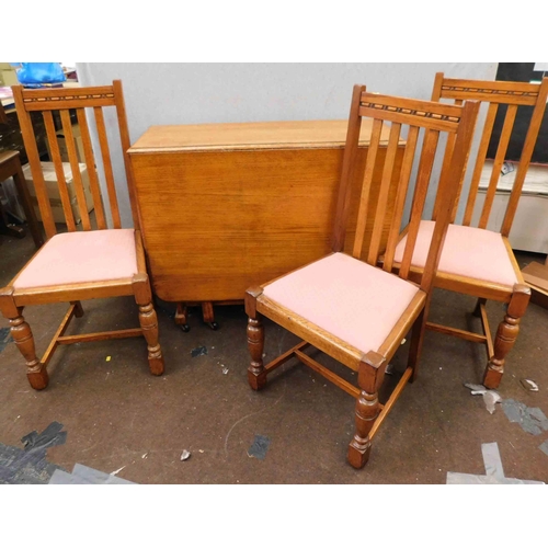 555 - Drop leaf table and 3x chairs