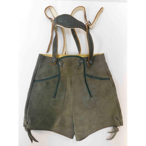 76A - Pair of suede - children's lederhosen