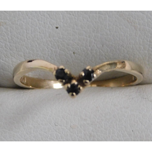 146 - 9ct Gold & sapphire set - wishbone ring - N 1/4